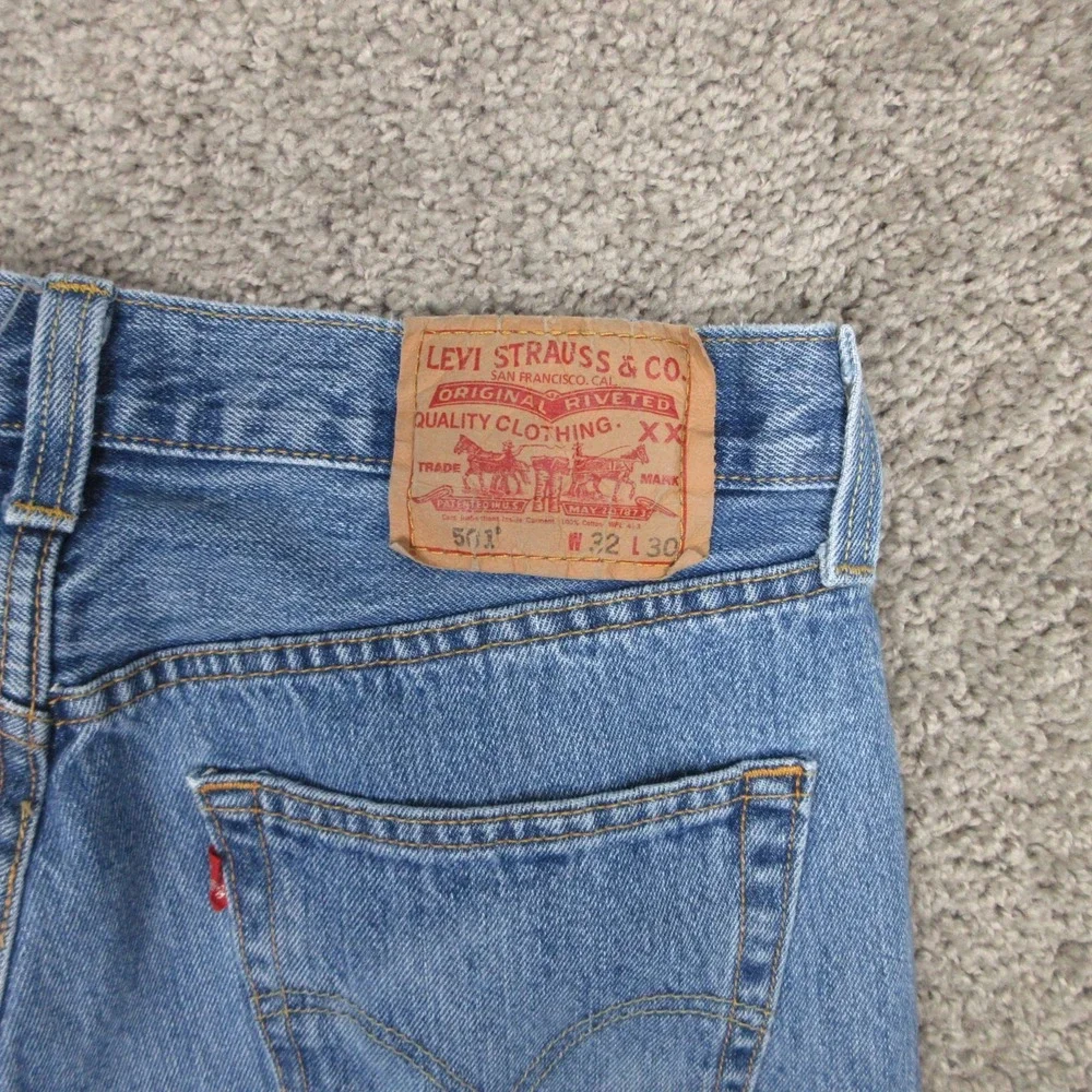 Vintage Levis Jeans Mens 32x30 Blue 501 Button Fly‎ Original Denim Pants Y2K